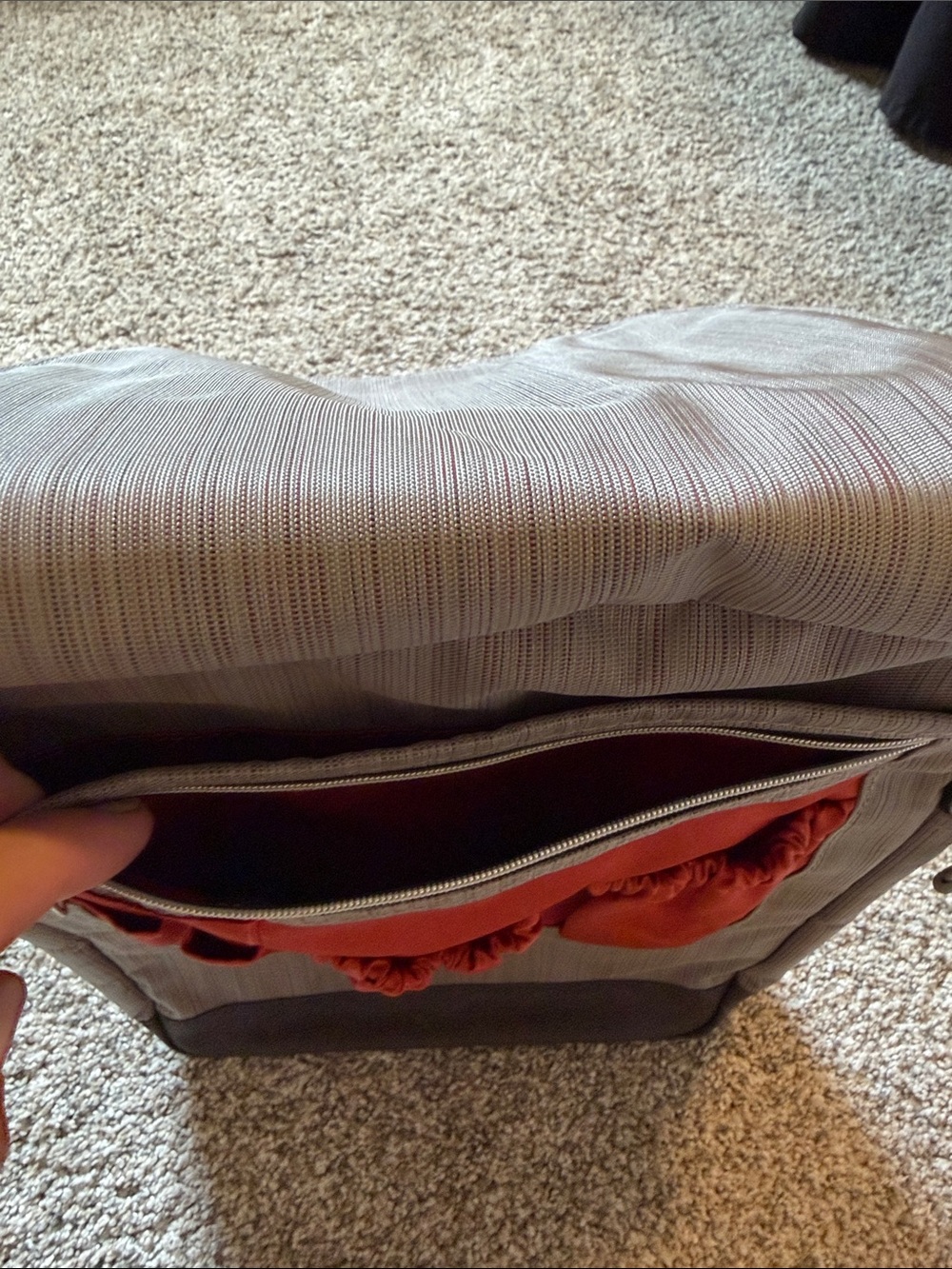 Eagle Creek Gray Orange Crossbody Shoulder Bag - Compact Everyday Carry - Picture 7 of 11
